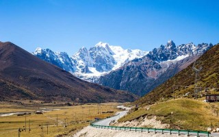 红原县到底有啥好玩的？这份草原漫游指南，带你解锁川西的绿野仙踪