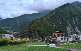 红原县现在人多吗？别赶热闹，这份错峰玩法才够味！